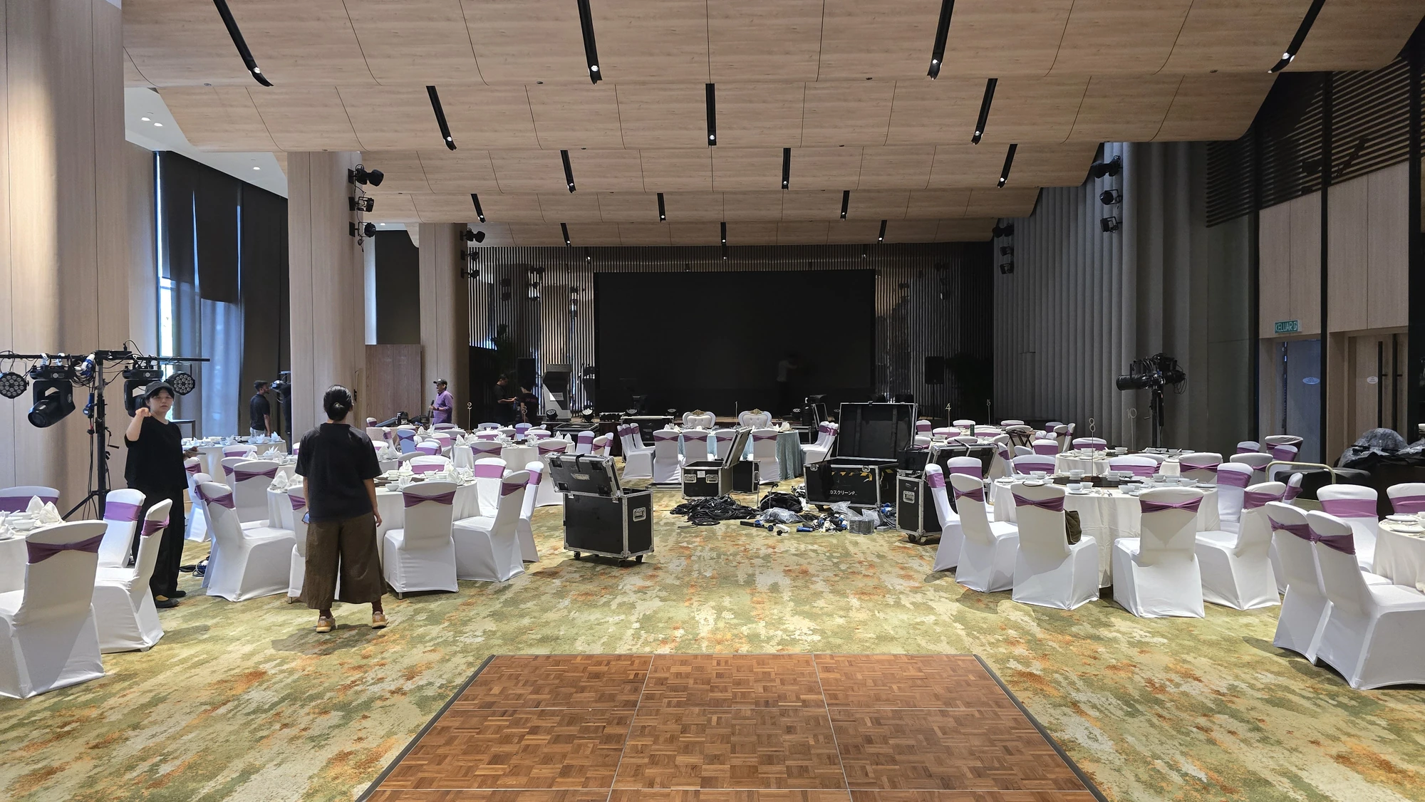 Extra Large — event media